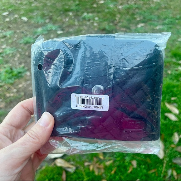 LUG Minuet compact wallet black - Picture 2 of 4